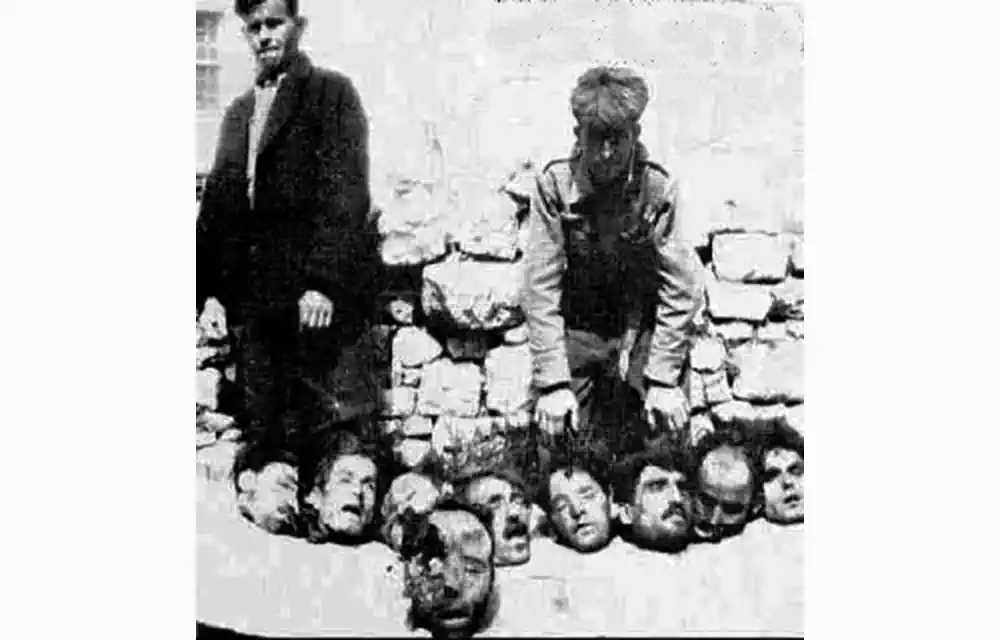 κεφάλια εννέα ανταρτών