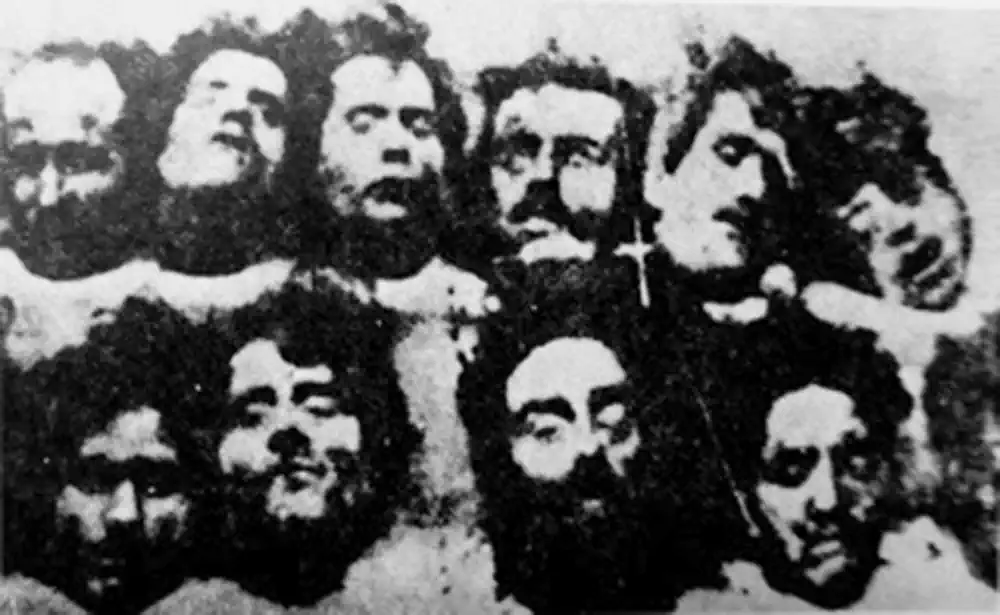 κεφάλια 12 ανταρτών του ΔΣΠ